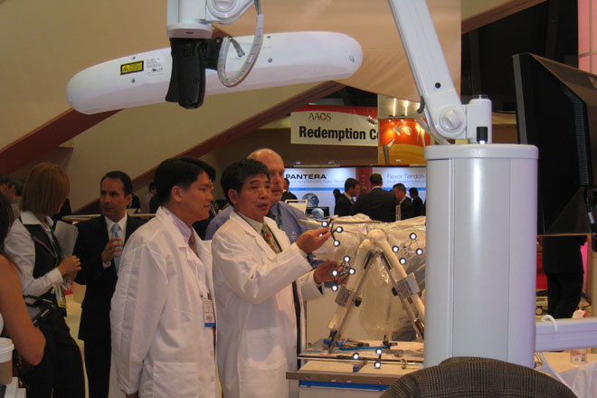 ROBOT IN ARTHROPLASTY SURGERY 